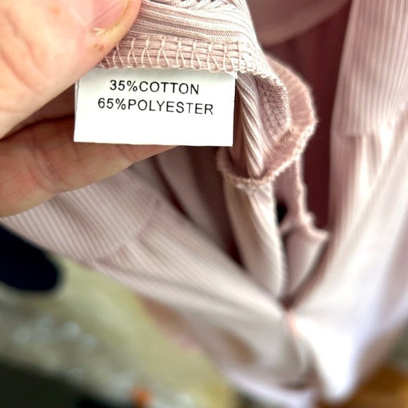 New Mauve Jumpsuit / Romper in Size XXL - Picture 7 of 7